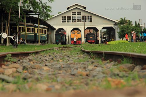 Perspektif Rel di Museum Kereta Ambarawa 