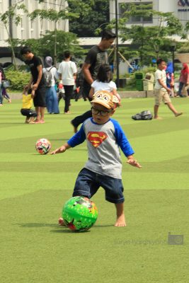 The Little Messi di Masjid Raya Bandung