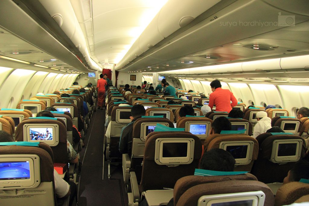 Kabin Kelas Ekonomi Garuda Indonesia Aribus A330
