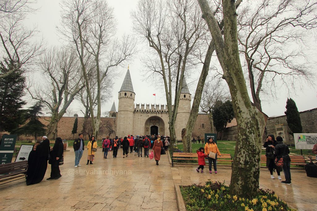 Gerbang Istana Topkapi, Istanbul, Turki