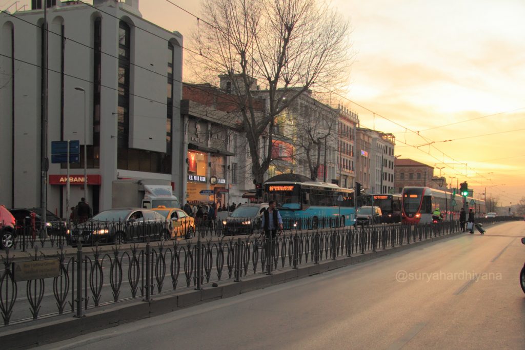 Suasana Senja di kawasan Grand Bazaar, Istanbul