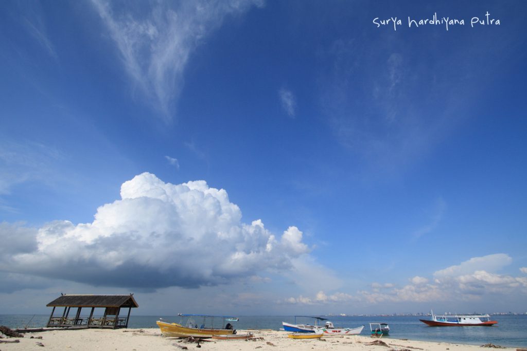 Pemandangan di Pulau Samalona, Kepulauan Spermonde, Makassar, Sulawesi Selatan