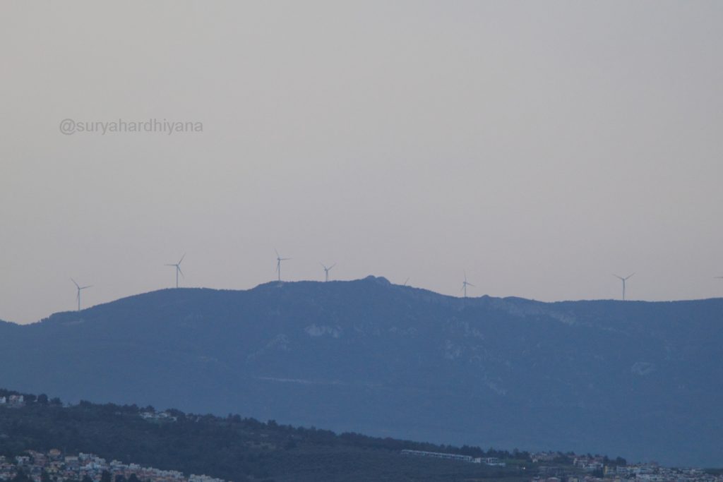 Wind Power (PLTB) di Kusadasi, propinsi Izmir, Turki