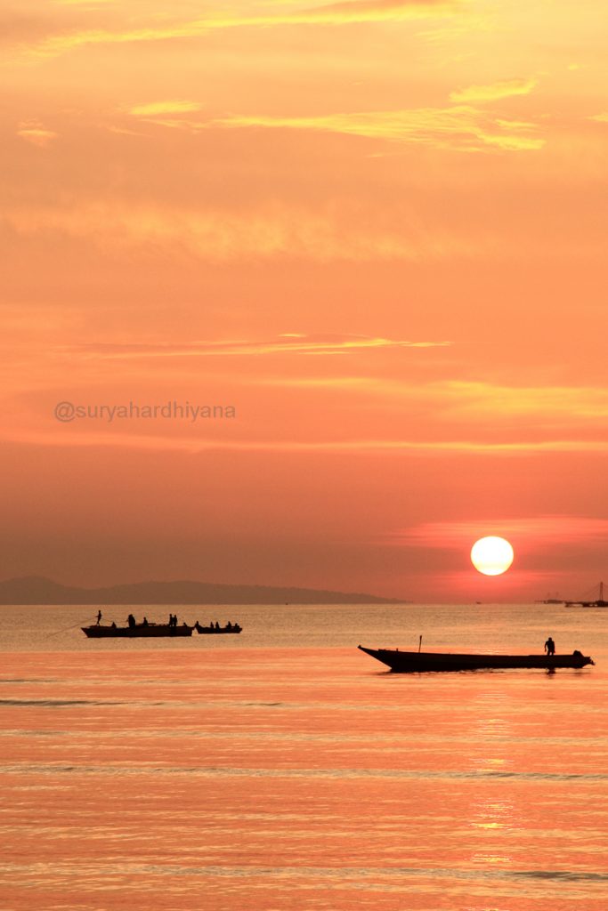 Sunset di Pantai Oesapa, Kupang, NTT