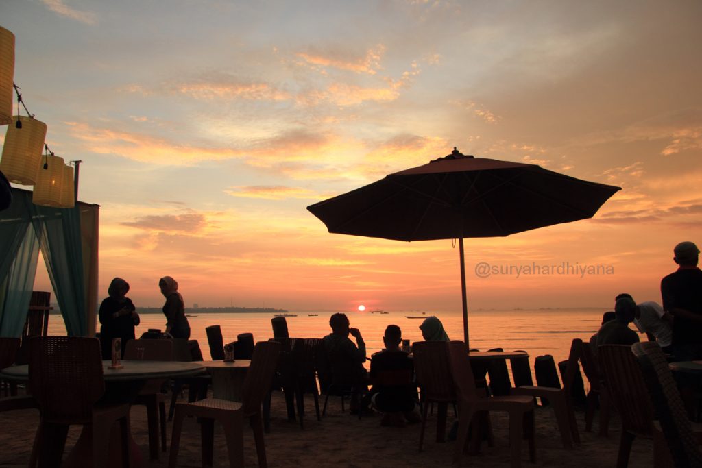 Sunset di Pantai Oesapa, Kupang, NTT